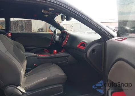 2015 Dodge Challenger R/T z USA, uszkodzony, nr VIN 2C3CDZATXFH839130